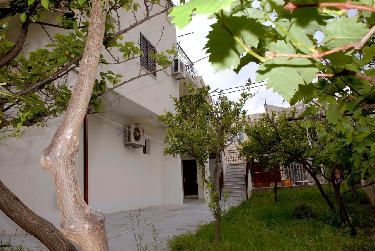 Apartment Tanja Podstrana